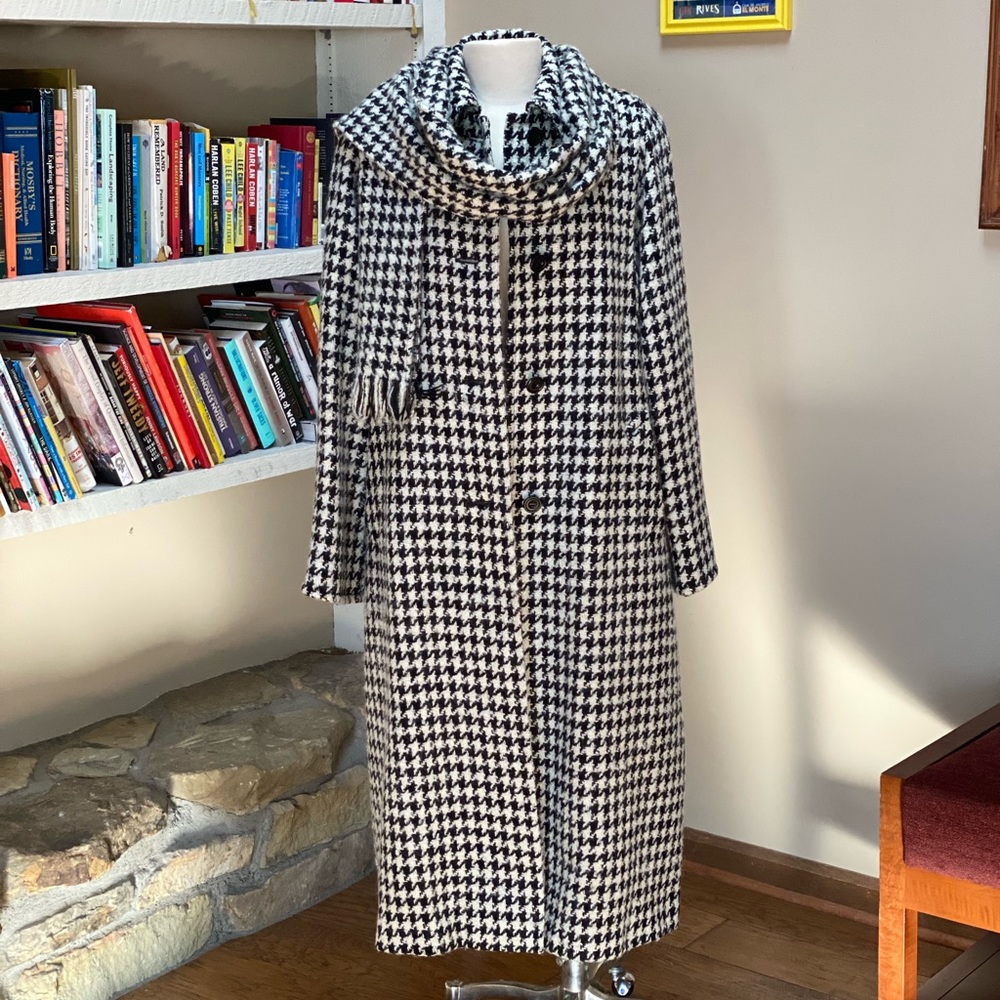 Vintage Aquascutum Houndstooth Trench Coat and Scarf